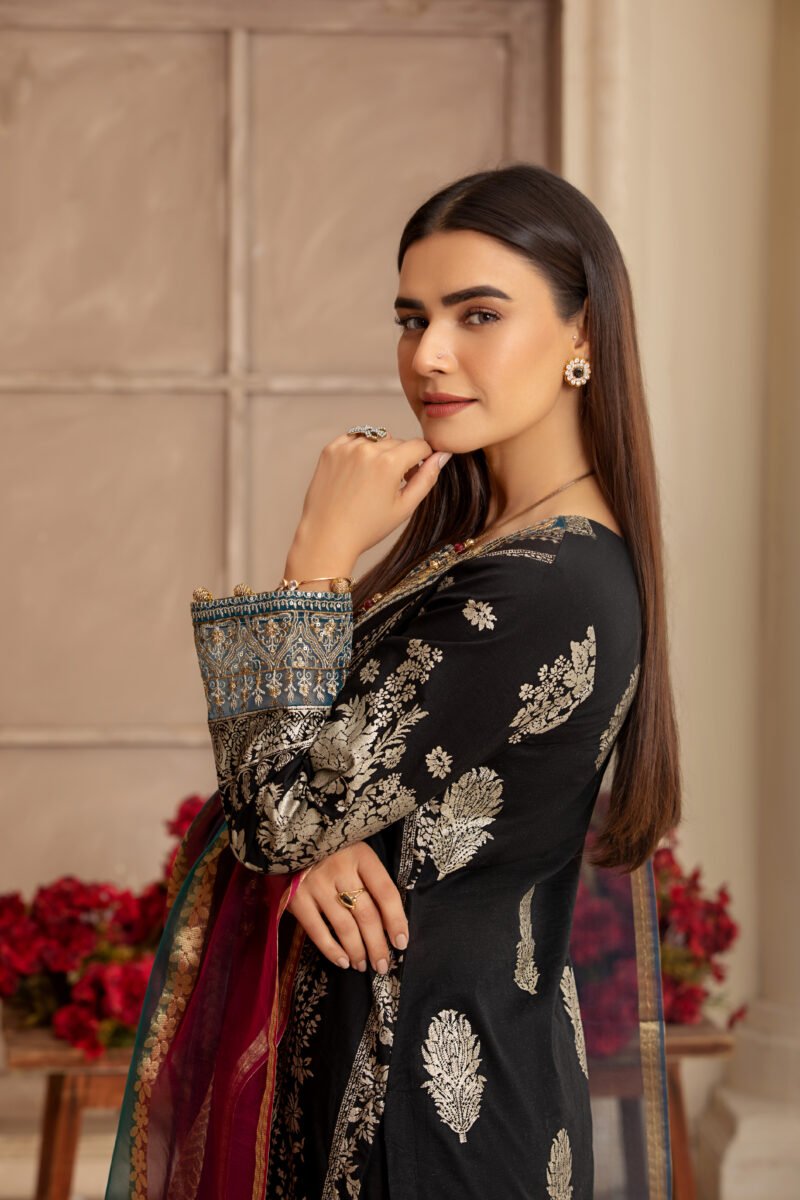 BLACK TIMELESS GRACE - Image 5