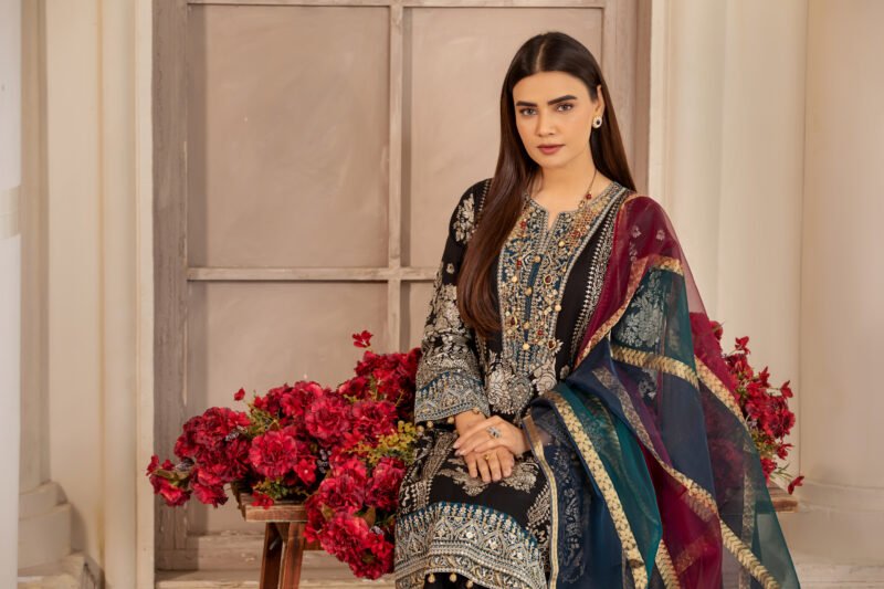 BLACK TIMELESS GRACE - Image 6